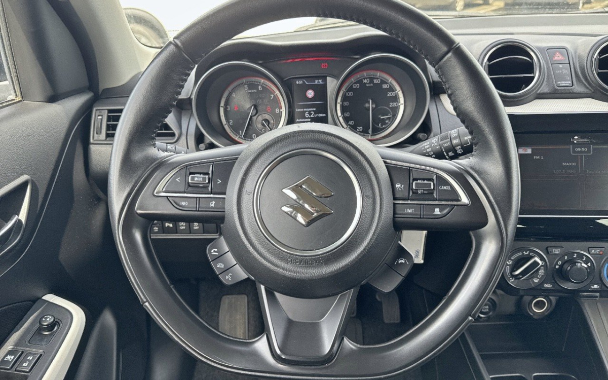 b5a091e9-ae43-46ad-9e8f-c86f1d4496b5.jpg